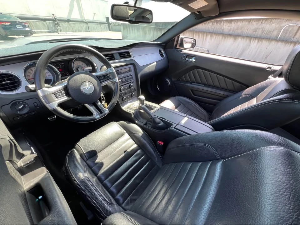2012 Ford S197 Mustang - Image 8 of 17