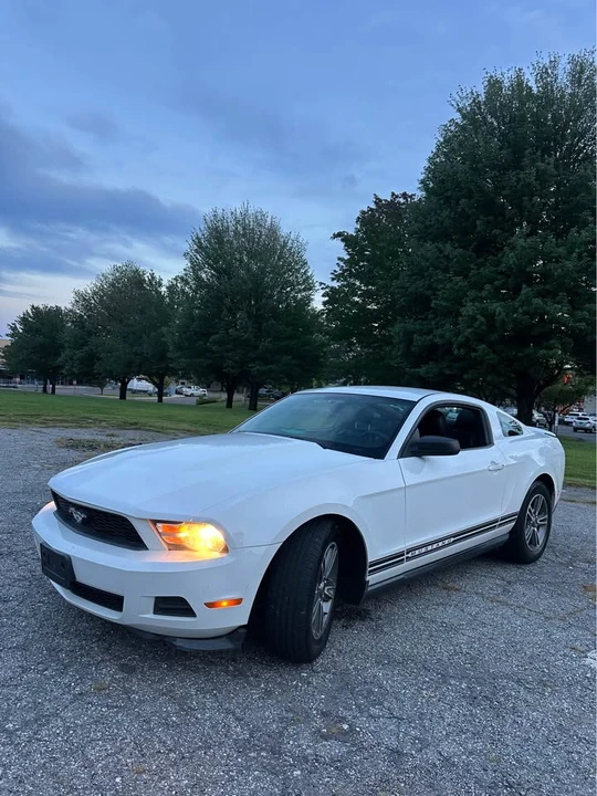 2012 Ford S197 Mustang - Image 17 of 20