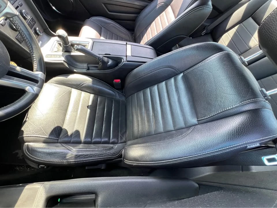 2012 Ford S197 Mustang - Image 10 of 17