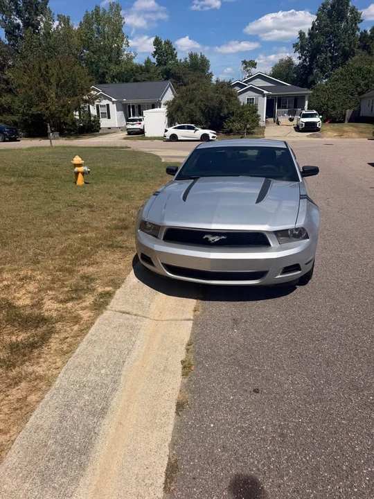 2012 Ford S197 Mustang - Image 2 of 5