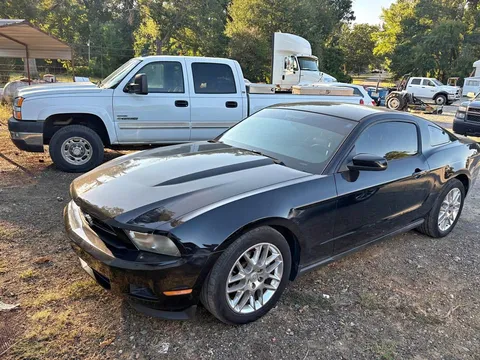 2012 Ford Mustang V6 Premium Coupe 2D