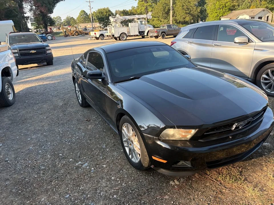 2012 Ford S197 Mustang - Image 2 of 7