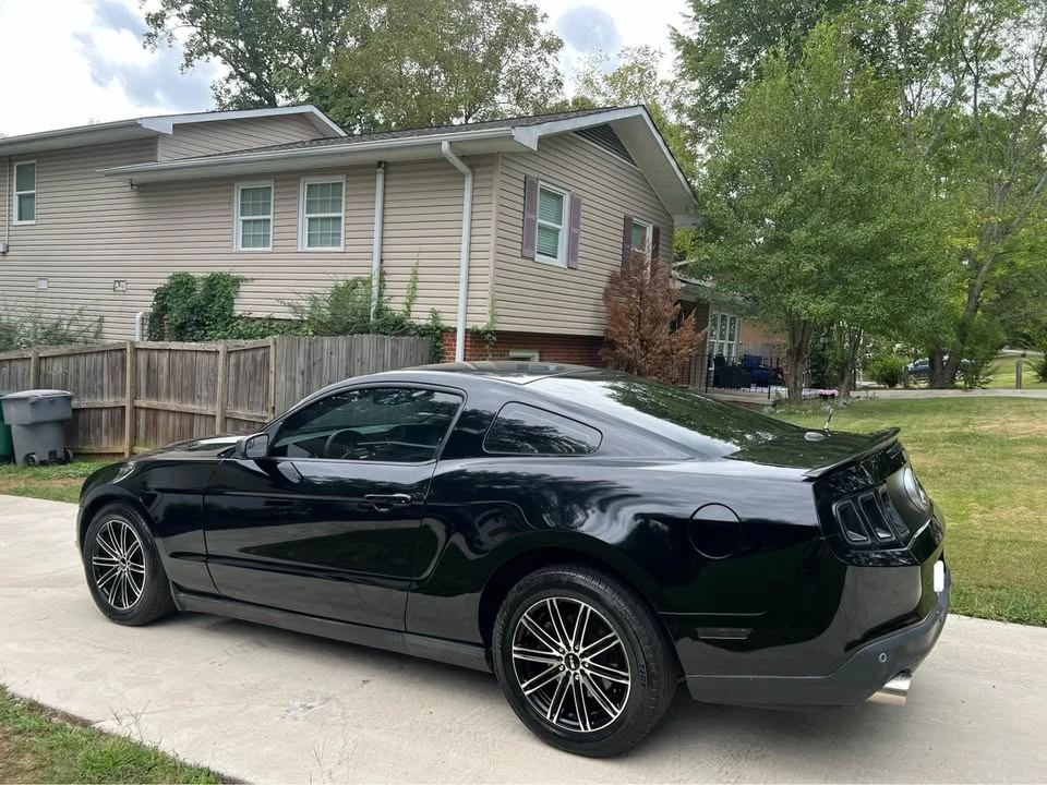 2012 Ford S197 Mustang - Image 3 of 7