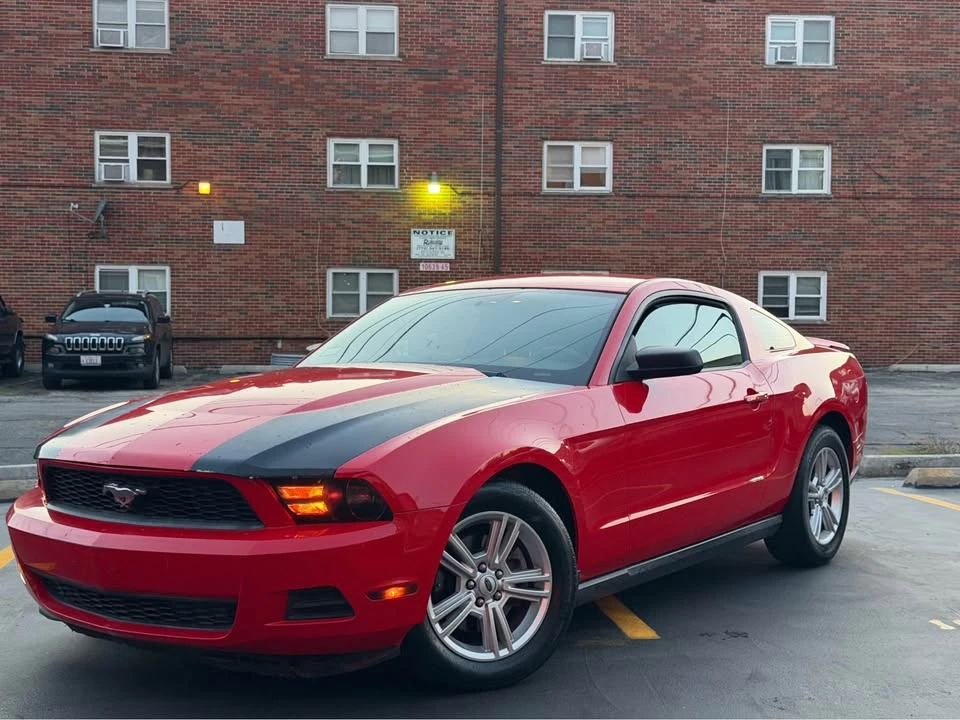 2012 Ford S197 Mustang - Image 2 of 7