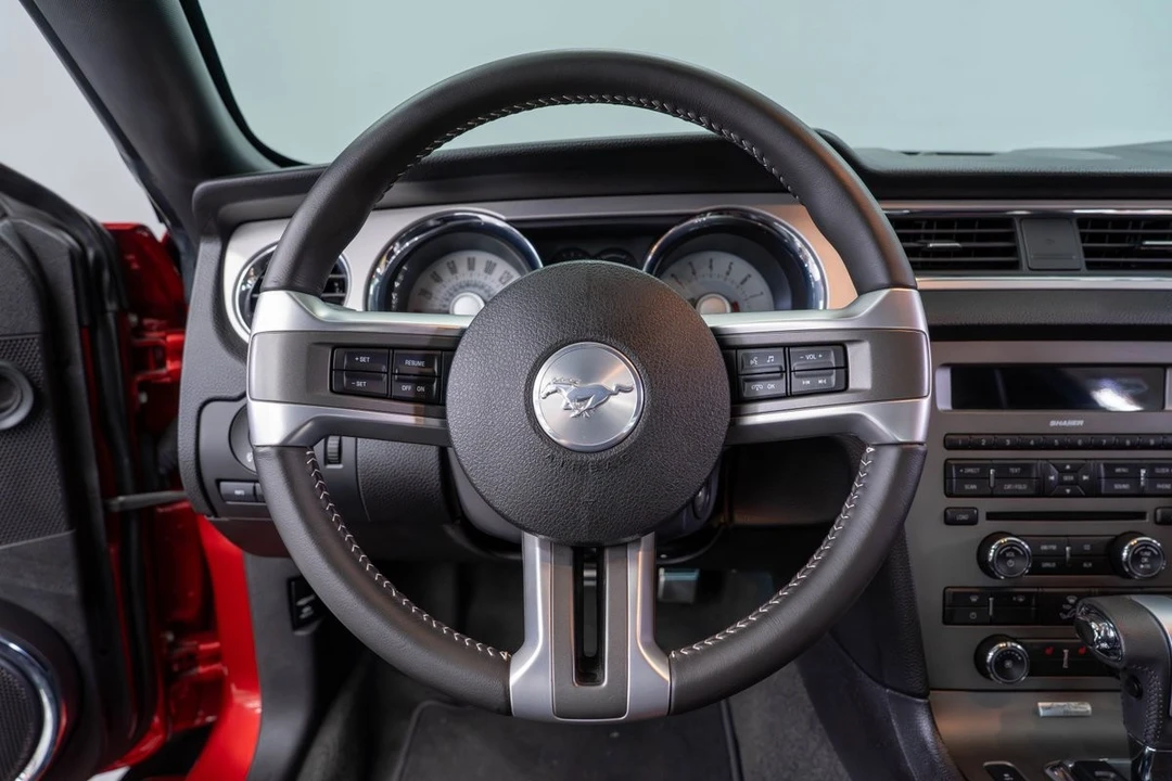 2012 Ford S197 Mustang - Image 13 of 31