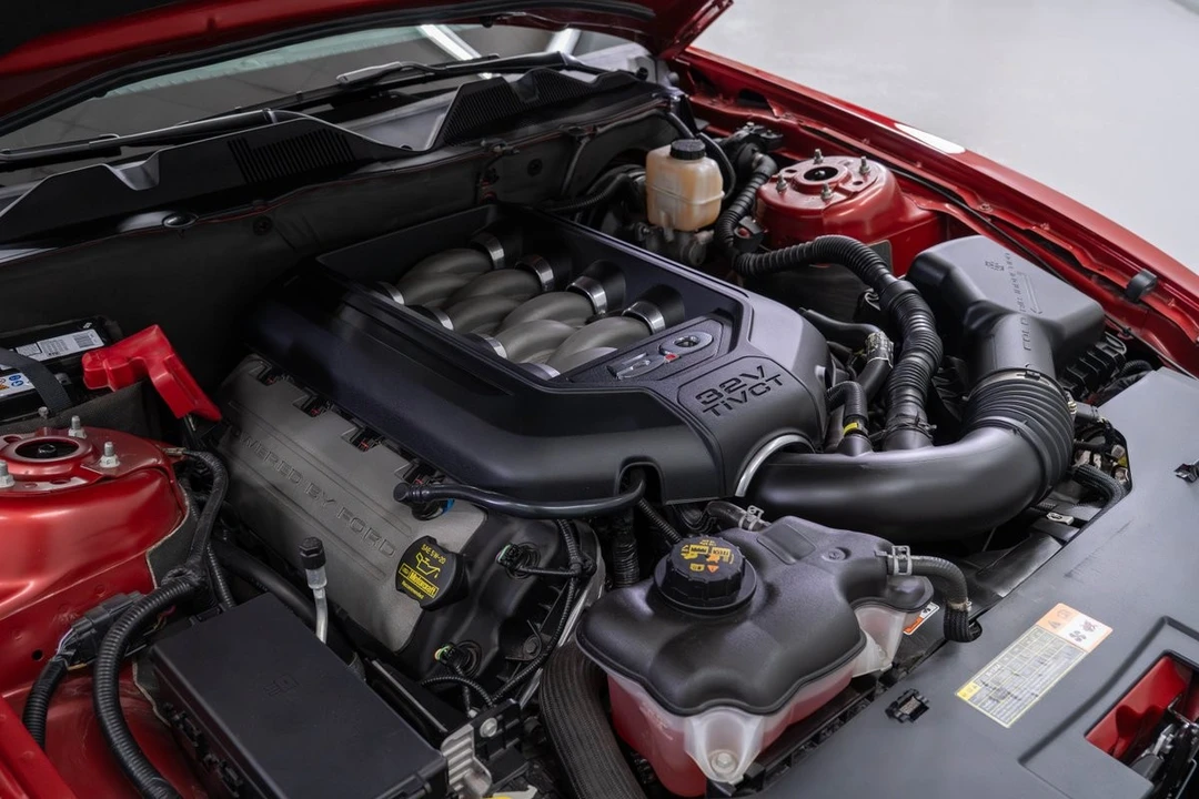 2012 Ford S197 Mustang - Image 27 of 31