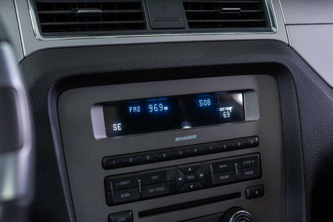 2012 Ford S197 Mustang - Image 18 of 31