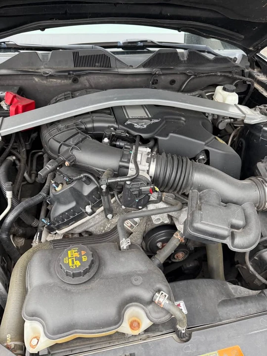 2012 Ford S197 Mustang - Image 4 of 9