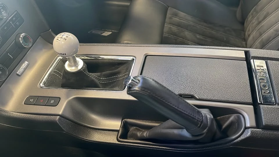 2012 Ford S197 Mustang - Image 13 of 20
