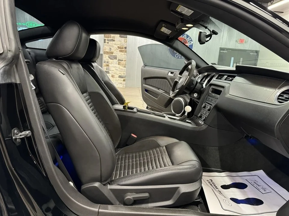 2012 Ford S197 II Shelby Mustang GT500 - Image 28 of 31