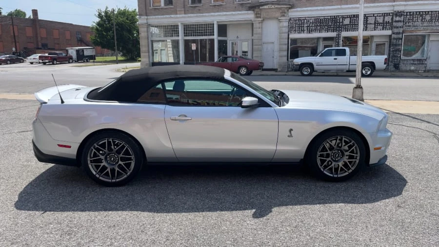 2012 Ford S197 II Shelby Mustang GT500 - Image 2 of 16