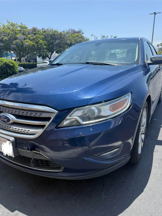 2012 Ford Taurus 6th Gen - Image 5 of 7