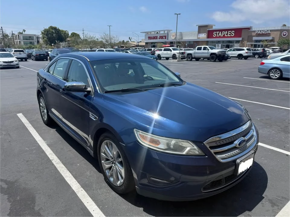 2012 Ford Taurus 6th Gen - Image 2 of 7