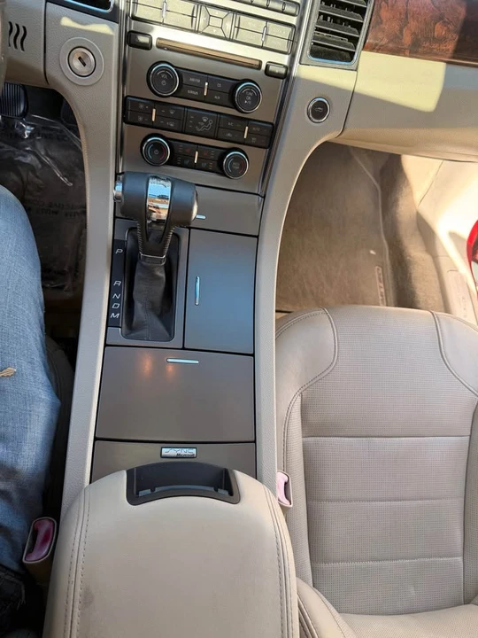 2012 Ford Taurus 6th Gen - Image 16 of 18