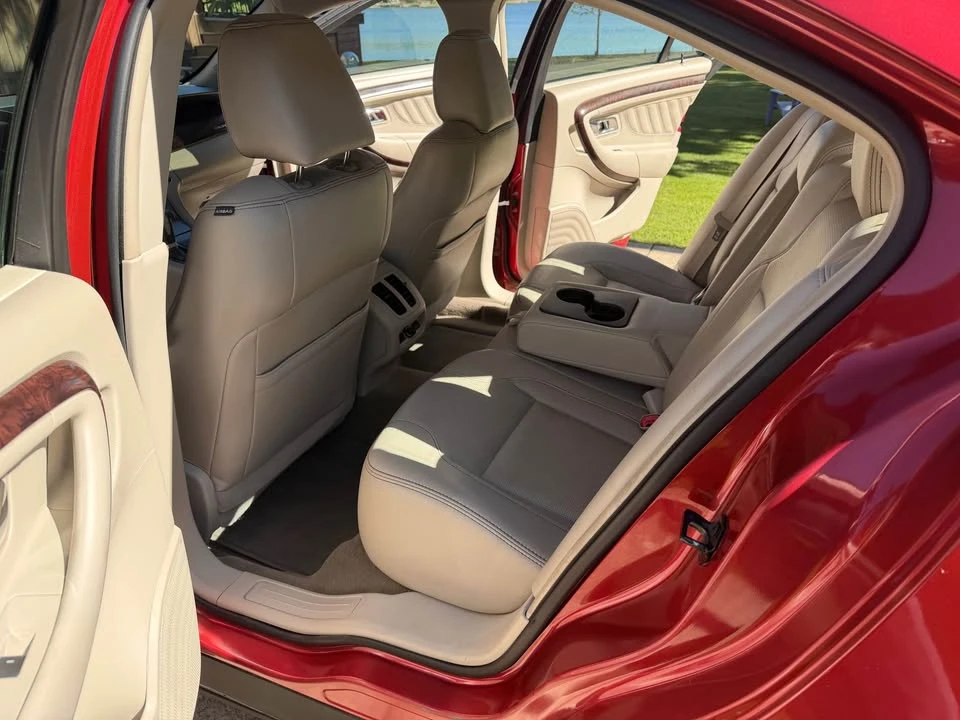 2012 Ford Taurus 6th Gen - Image 10 of 18