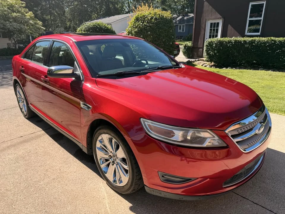2012 Ford Taurus 6th Gen - Image 3 of 18