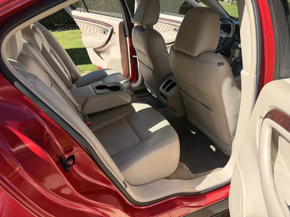 2012 Ford Taurus 6th Gen - Image 12 of 18
