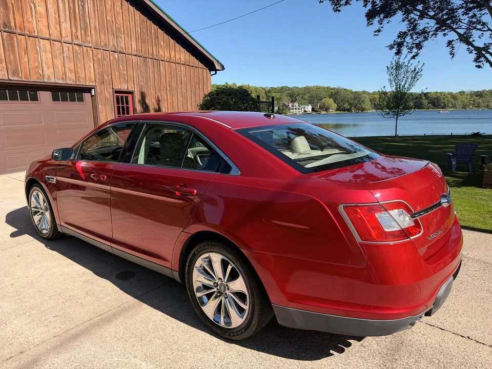 2012 Ford Taurus 6th Gen - Image 7 of 18