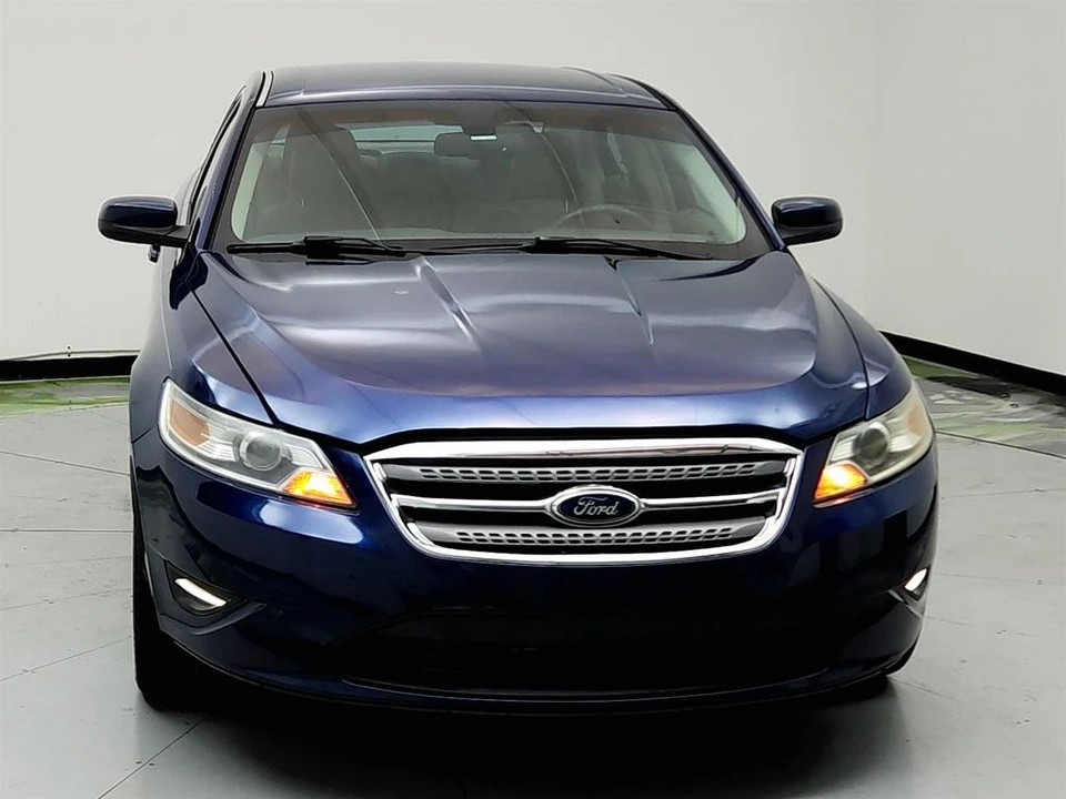 2012 Ford Taurus 5th Gen - Image 2 of 12
