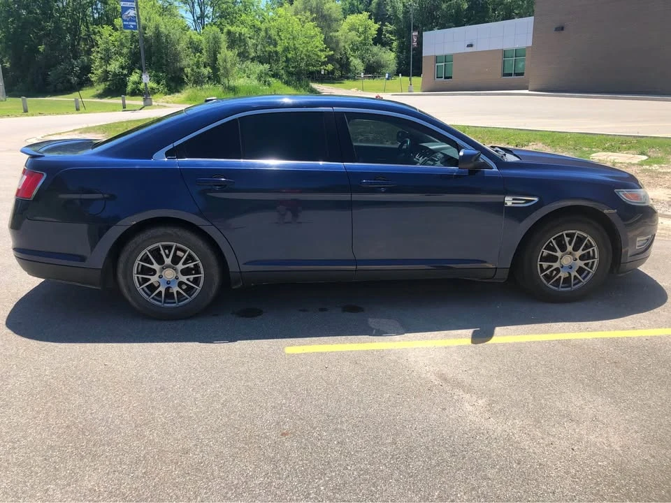 2012 Ford Taurus SHO 6th Gen - Image 5 of 12