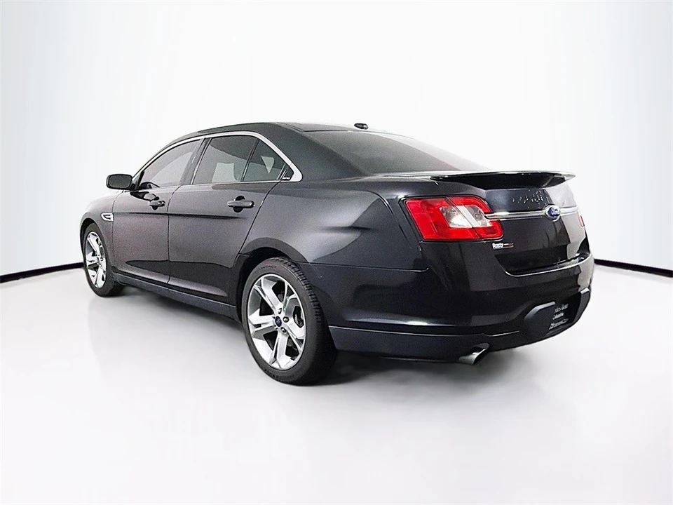 2012 Ford Taurus 5th Gen - Image 5 of 12