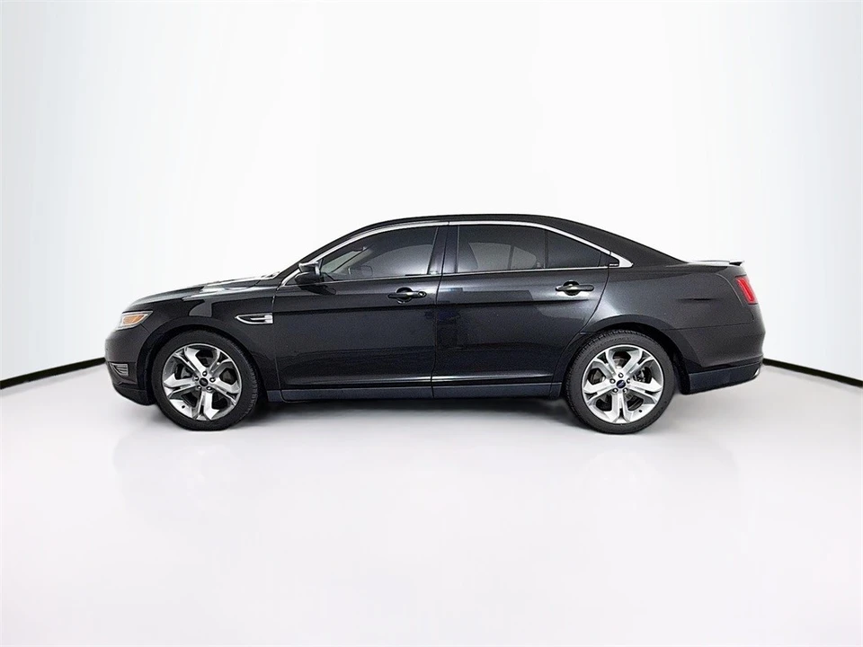 2012 Ford Taurus 5th Gen - Image 4 of 12