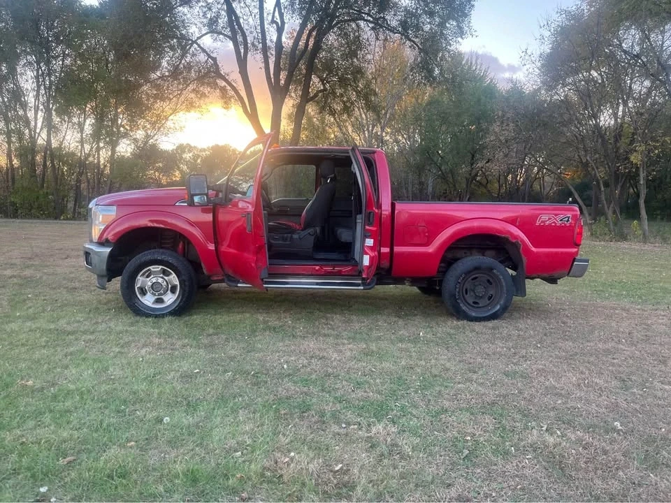 2012 Ford Econoline Van - Image 16 of 19