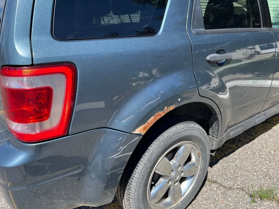2012 Ford Escape - Image 2 of 11