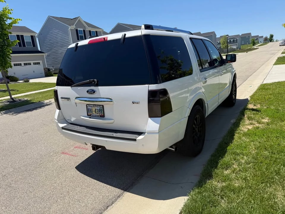 2012 Ford Expedition 3rd Gen - Image 5 of 14