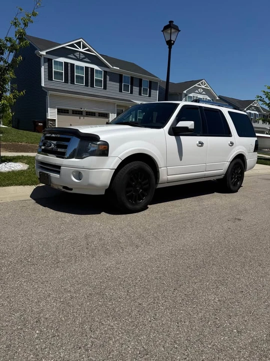 2012 Ford Expedition 3rd Gen - Image 3 of 14