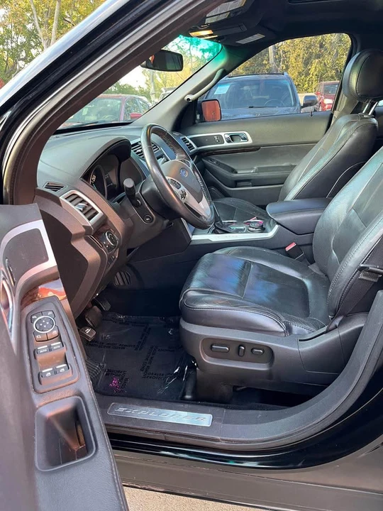 2012 Ford Explorer 5th Gen - Image 9 of 16