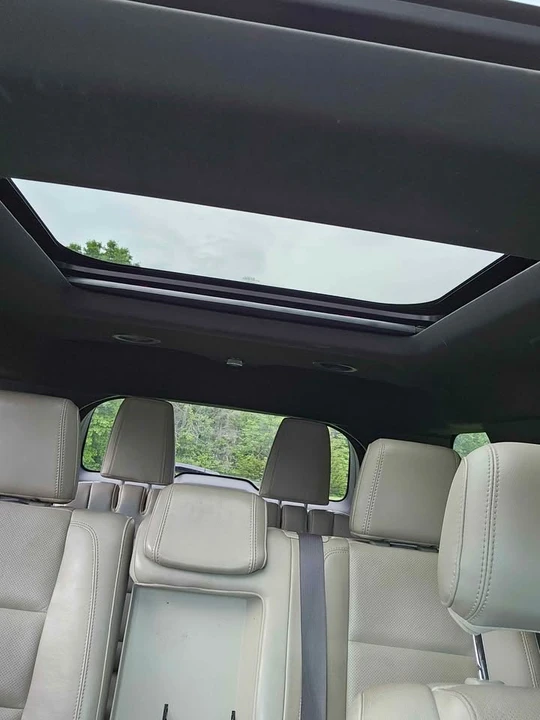 2012 Ford Explorer 5th Gen - Image 8 of 9