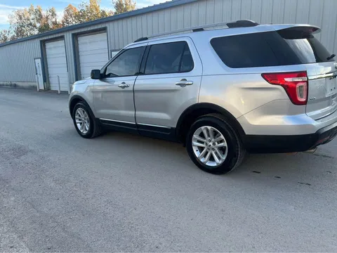 2012 Ford Explorer 5th Gen - Image 2 of 11