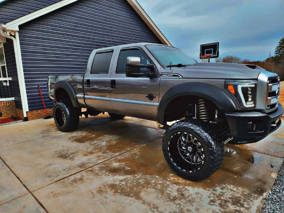 2012 Ford Super Duty 3rd Gen - Image 2 of 8
