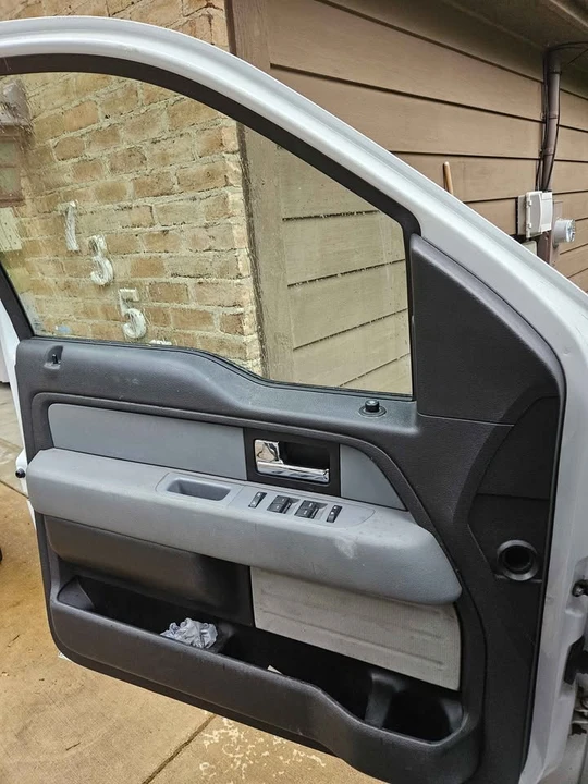 2012 Ford F-150 12th Gen - Image 5 of 9