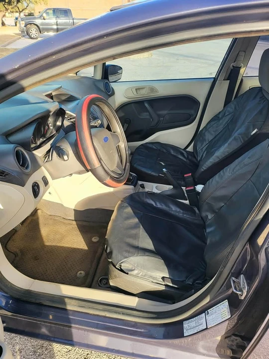 2012 Ford Fiesta - Image 9 of 10