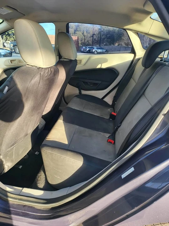 2012 Ford Fiesta - Image 8 of 10