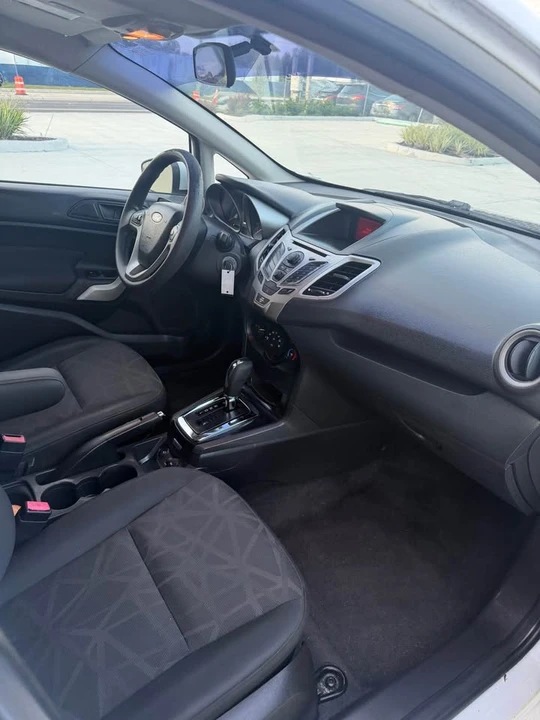 2012 Ford Fiesta - Image 13 of 14