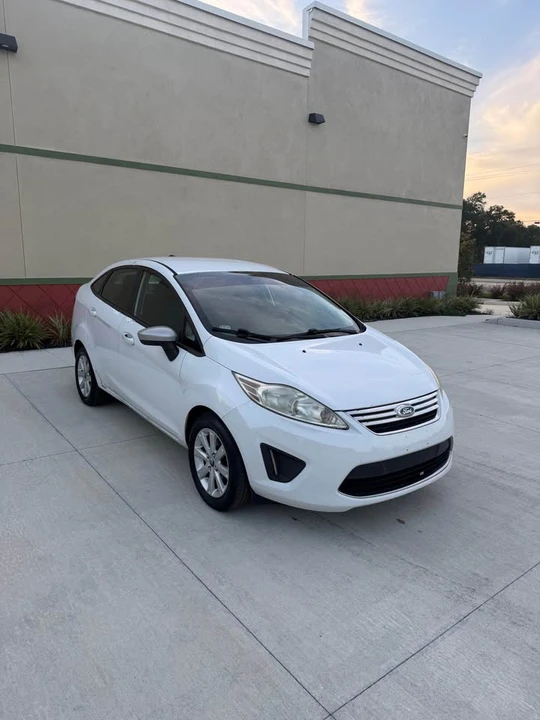 2012 Ford Fiesta - Image 3 of 14