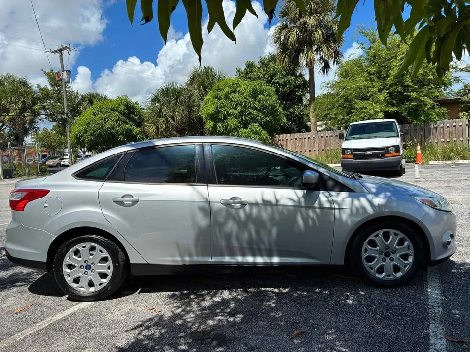 2012 Ford Focus 3rd Gen - Image 8 of 20