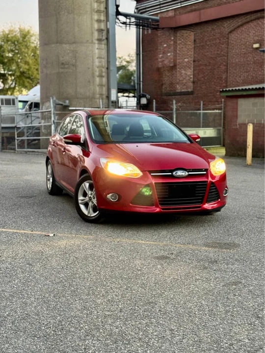 2012 Ford Focus 3rd Gen - Image 2 of 13