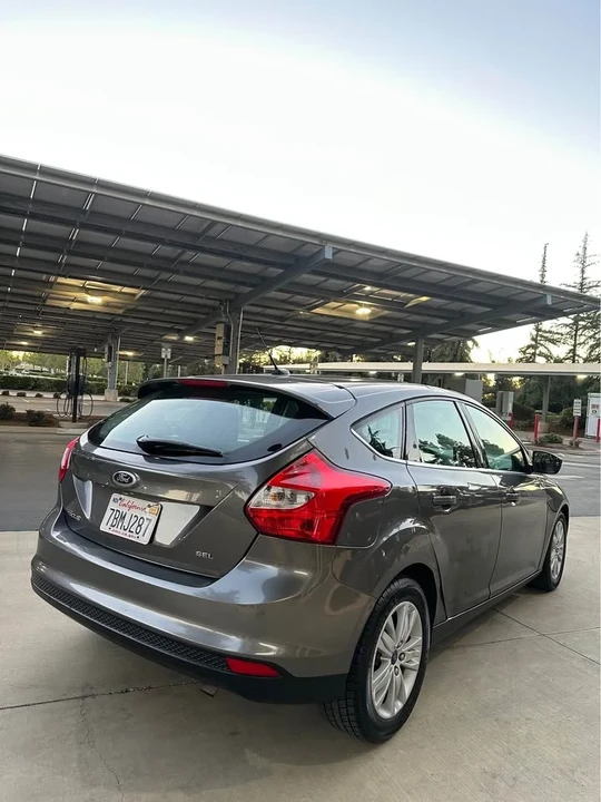 2012 Ford Focus 3rd Gen - Image 2 of 12
