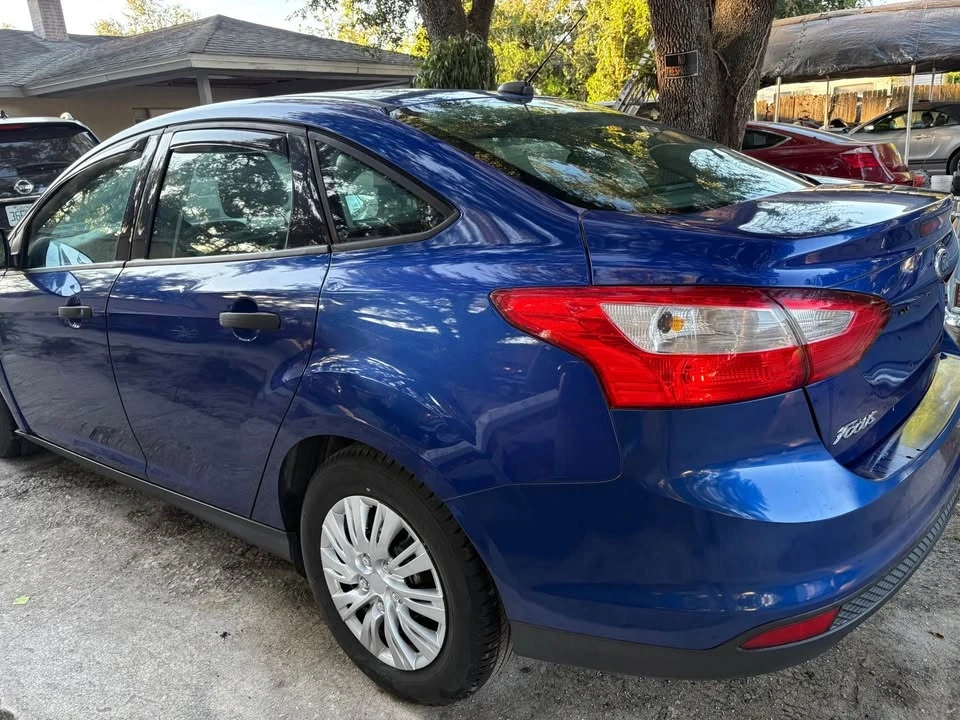 2012 Ford Focus 3rd Gen - Image 3 of 13