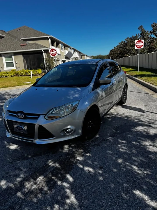 2012 Ford Focus 3rd Gen - Image 2 of 10