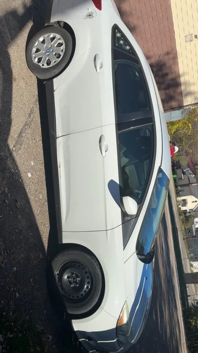 2012 Ford Focus 3rd Gen - Image 2 of 8