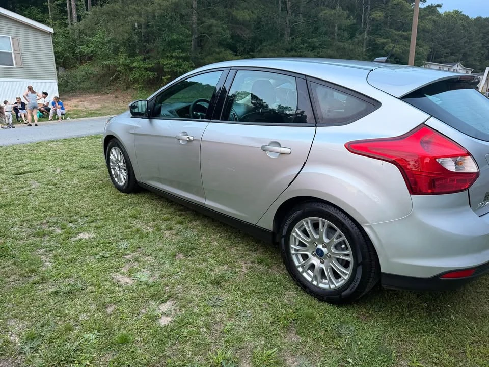 2012 Ford Focus 3rd Gen - Image 2 of 12