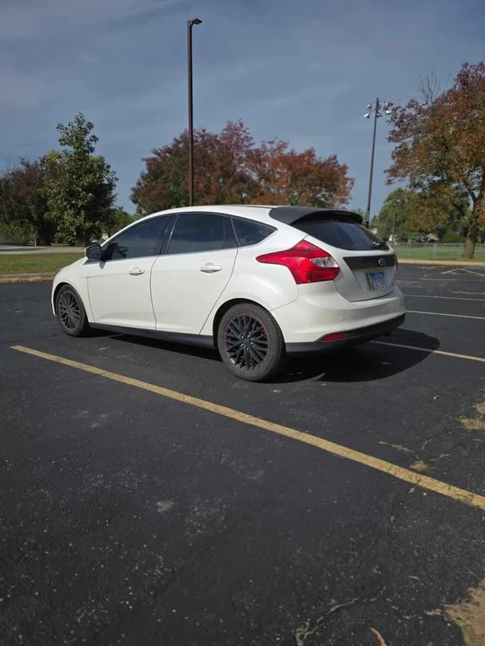 2012 Ford Focus 3rd Gen - Image 11 of 14