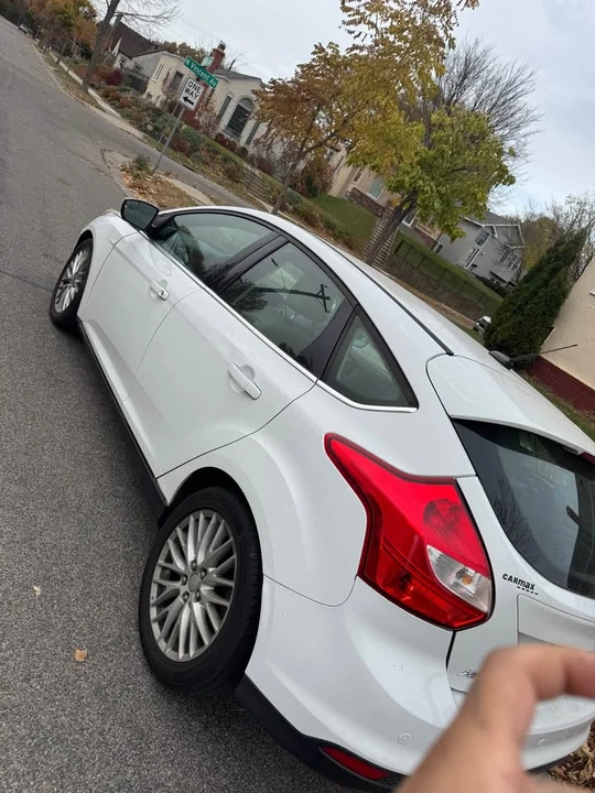 2012 Ford Focus 3rd Gen - Image 3 of 8