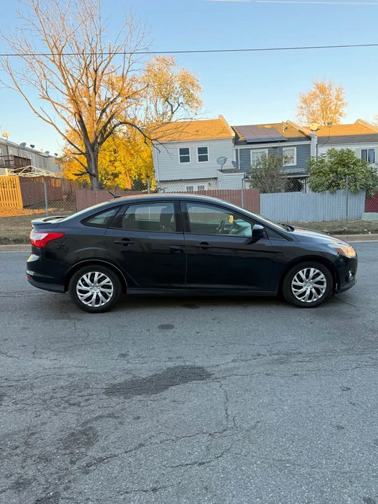 2012 Ford Focus 3rd Gen - Image 5 of 13