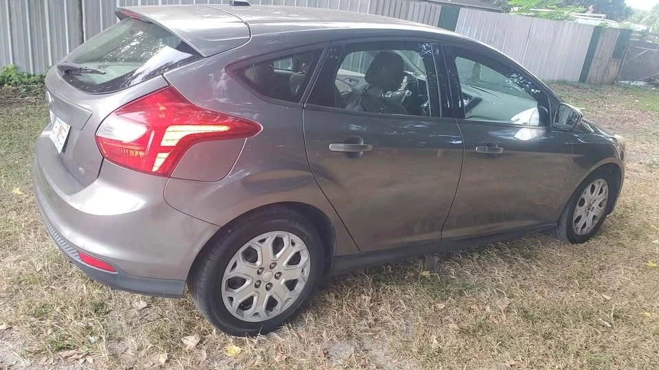 2012 Ford Focus - Image 2 of 10